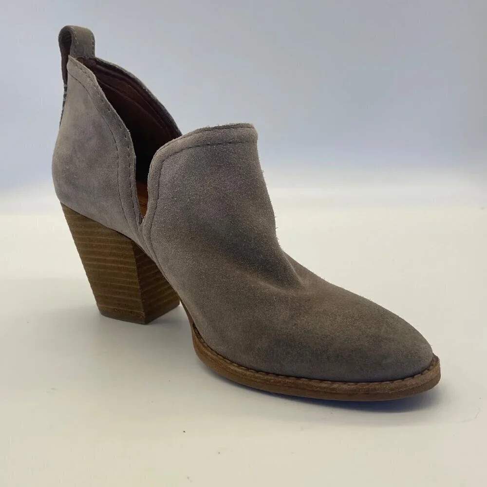 Jeffrey Campbell Rosalee Women’s Ankle Booties – Size 7 – Light Taupe Suede